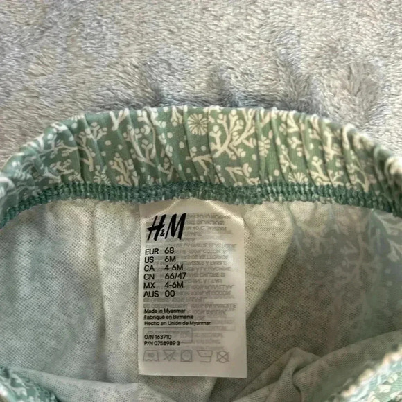H&M and First Impressions - pair of floral print baby pants. Size 6-9  months - Picture 6 of 7